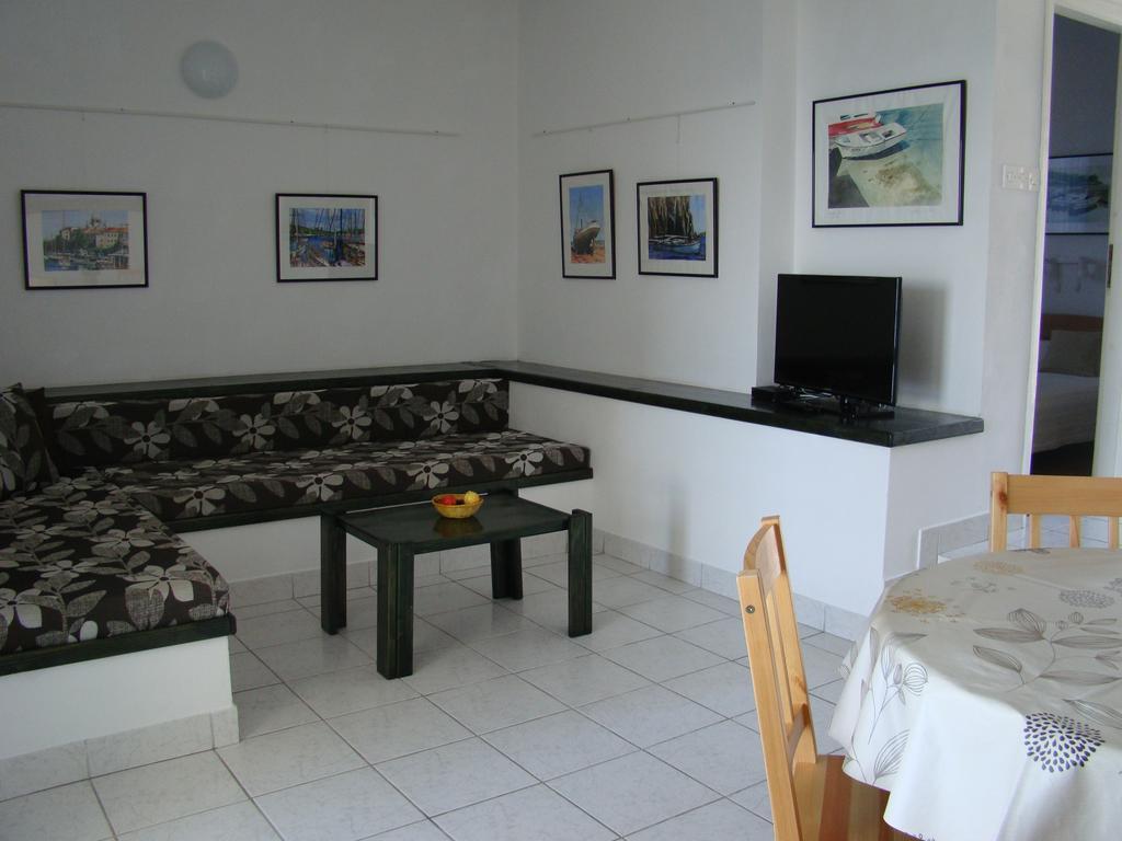 Apartments Sanda Муртер Стая снимка