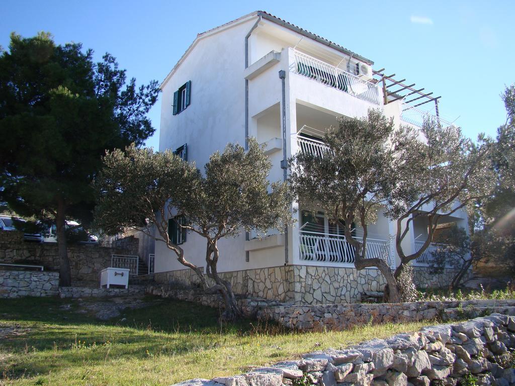 Apartments Sanda Муртер Екстериор снимка