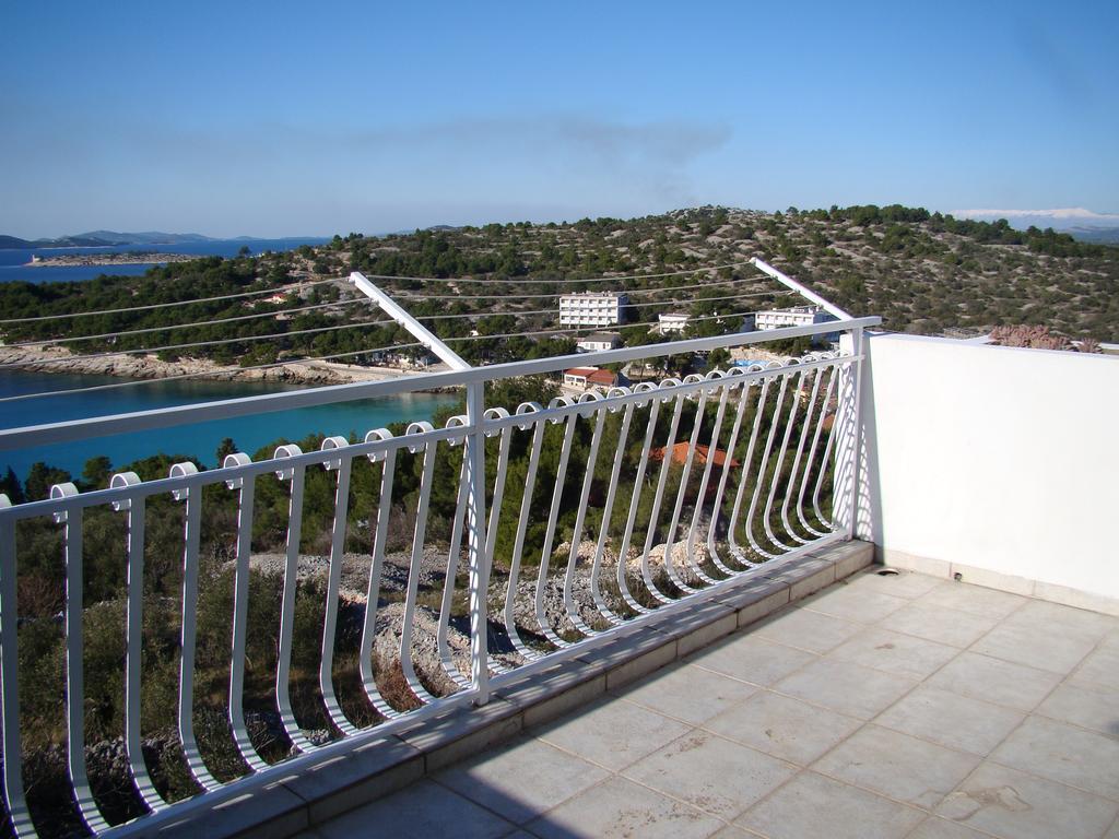 Apartments Sanda Муртер Екстериор снимка